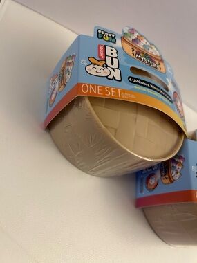 1 Rainbow Squishy Dumpling Bun Toys - UV color